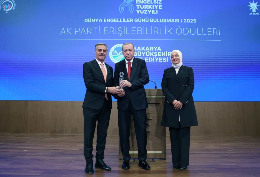 Engelsiz Türkiye ve engelli haklarıyla ilgili uluslararası ödül teslim töreni.