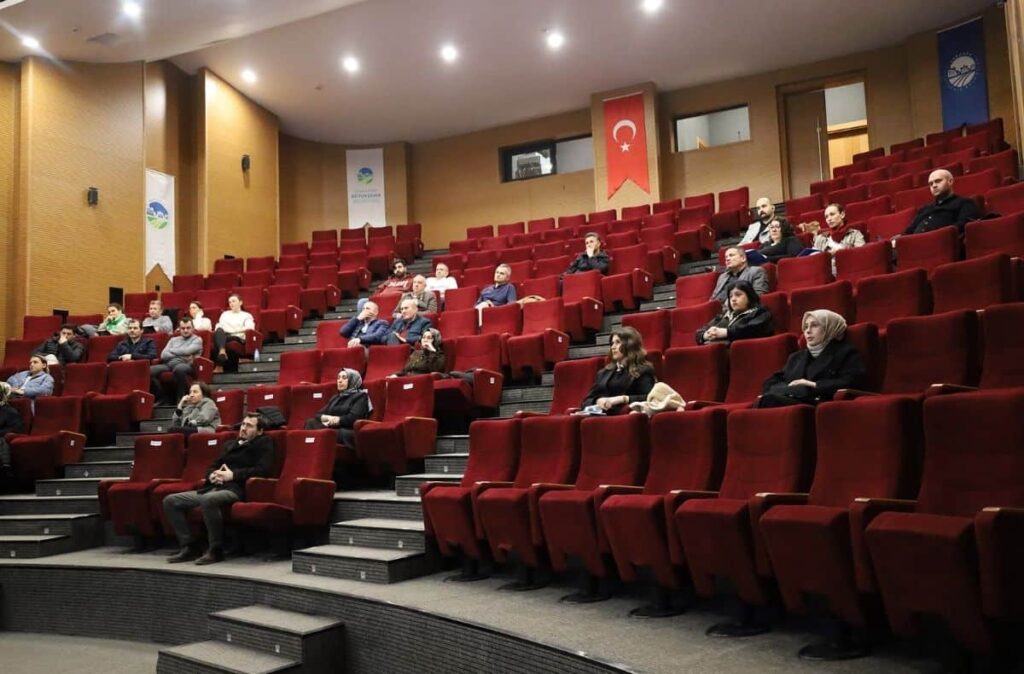 Otomatik taslak oturumları, basın merkezi etkinlikleri ve toplantılar.