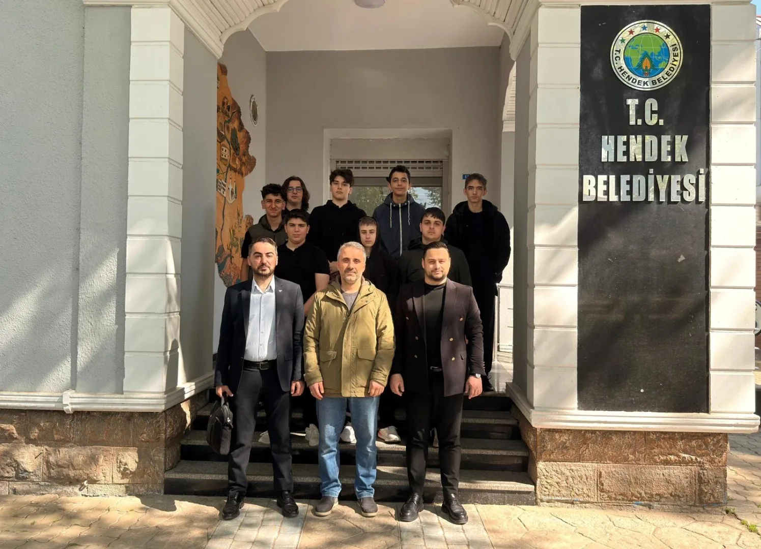 Hendekli Öğrenciler Belediye Bilgi İşlem Müdürlüğünde Dijital Altyapıyı İnceledi